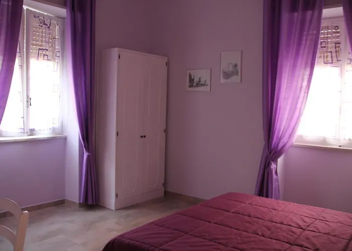 Leonardo Frühstückspension Fondi